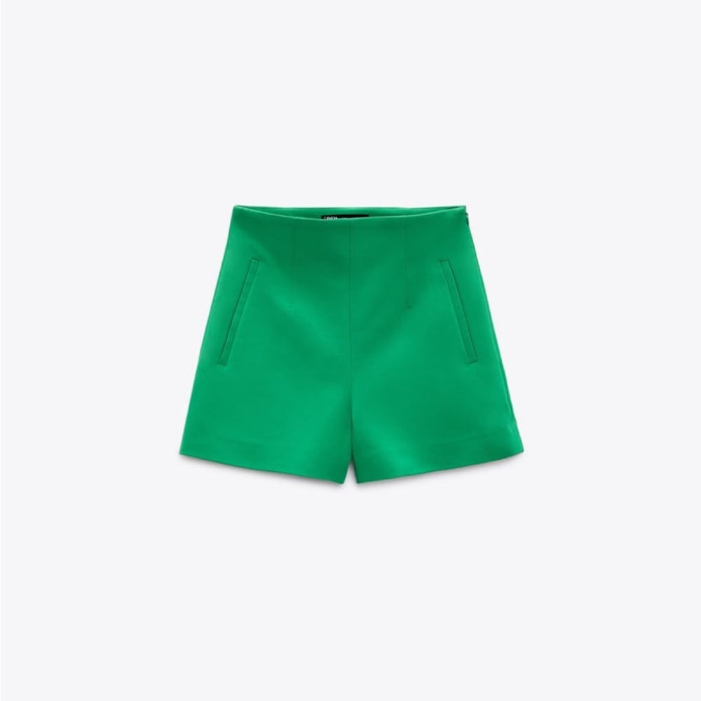 Zara High Waisted Green Shorts